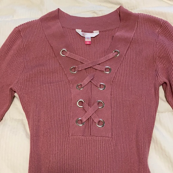 Grommet lace up sweater dress - Picture 3 of 4